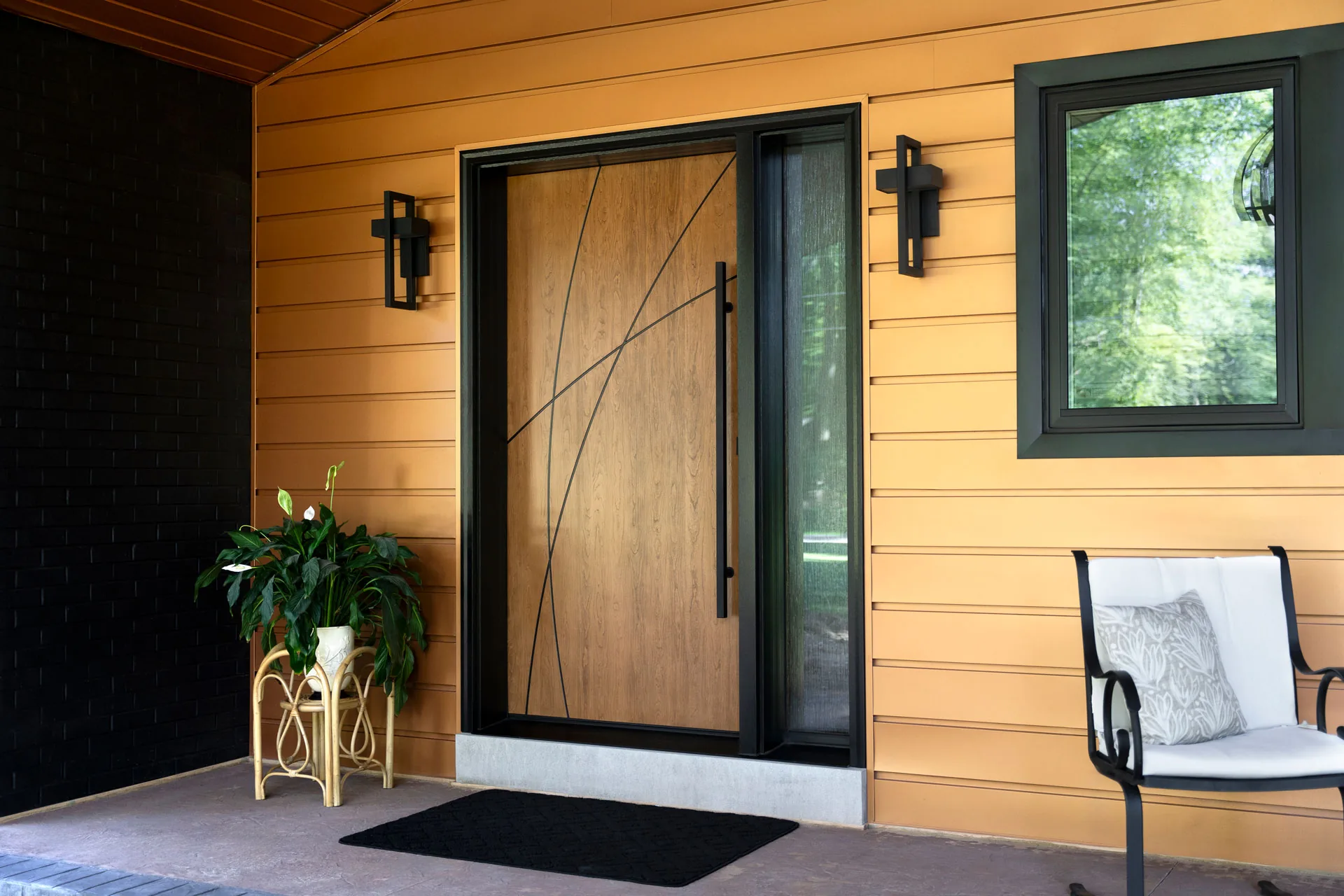 Single Entry Door with Sidelite